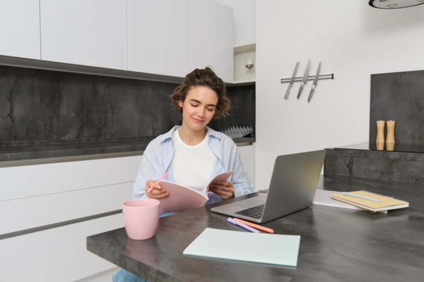 Broker or Bank: What Is the Real Difference?