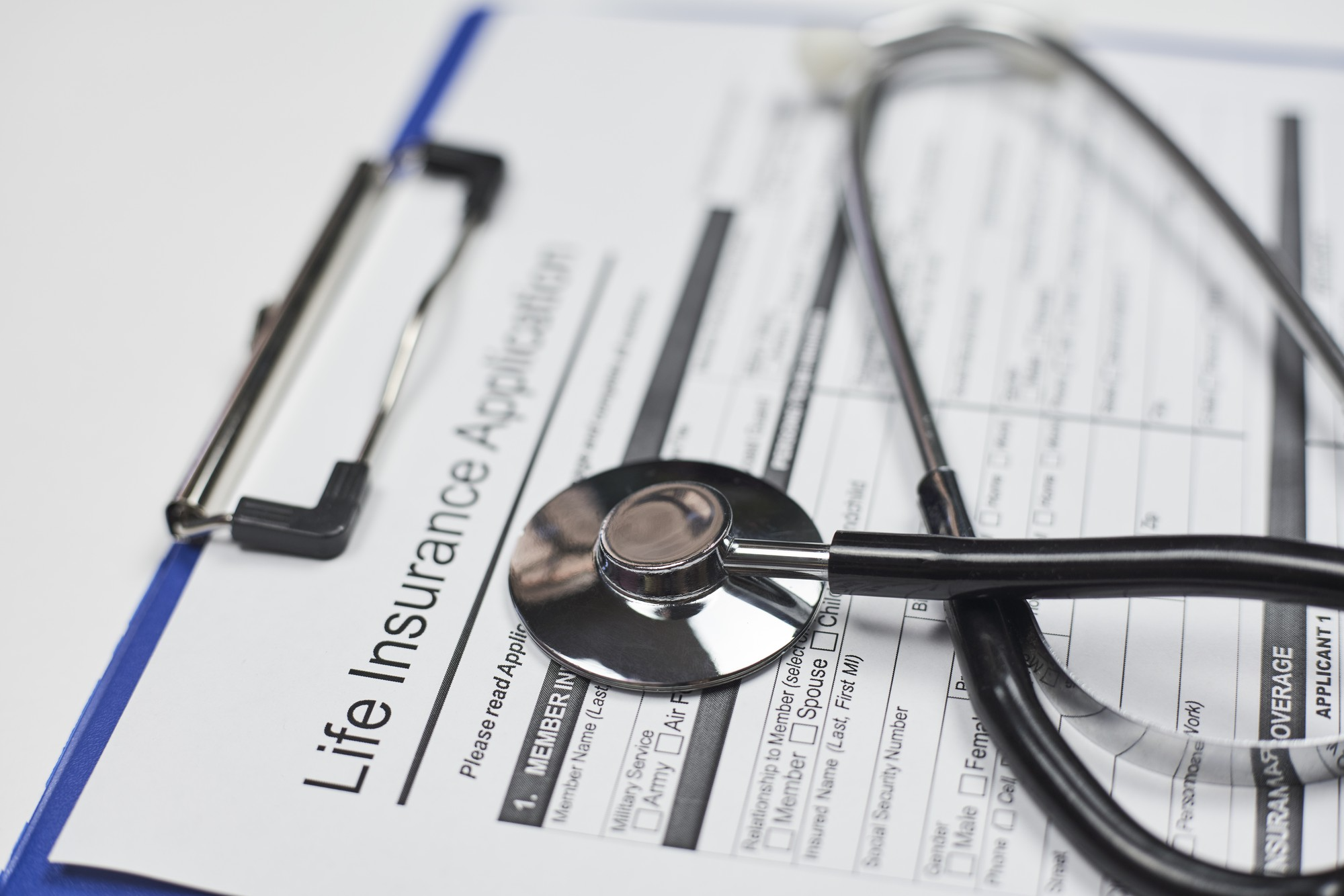 Compensation for Medical Negligence, image source: https://www.magnific.com/free-photo/blank-life-insurance-application-stethoscope_13901304.htm#fromView=search&page=1&position=3&uuid=1222af5e-85d8-41d8-9afd-cb941c4a2d47&query=Claim+Compensation+for+Medical+Negligence